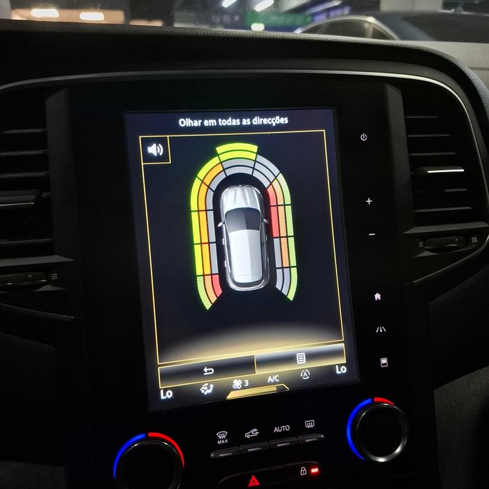 Renault Mégane — fotografia 5