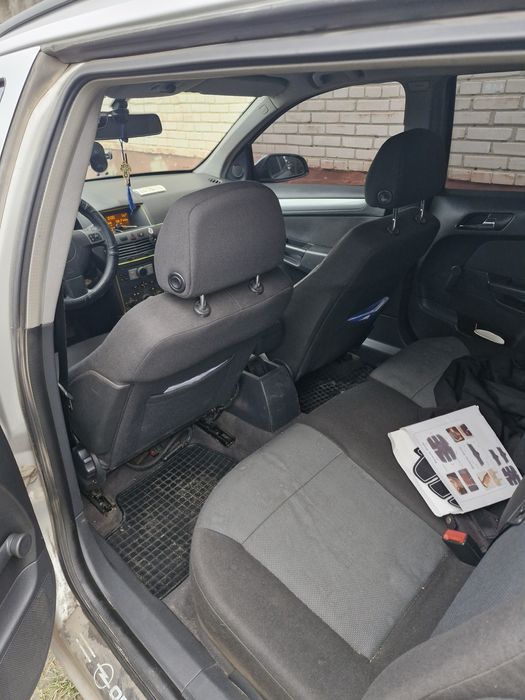 Продам авто опель Астра 1.7 дизель