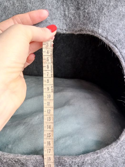 Будиночок для котика, кішечки чи маленької собачки