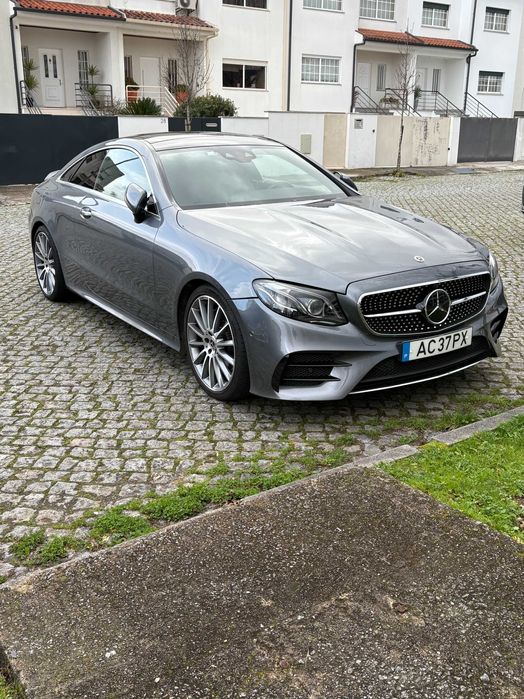 Mercedes-Benz Classe E Coupé 220D AMG