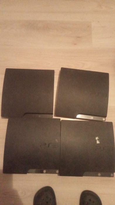 4 konsole PS3 uszkodzone