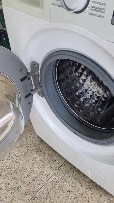 Máquina de Lavar Roupa Eco Bubble, 8 kg 1400rpm