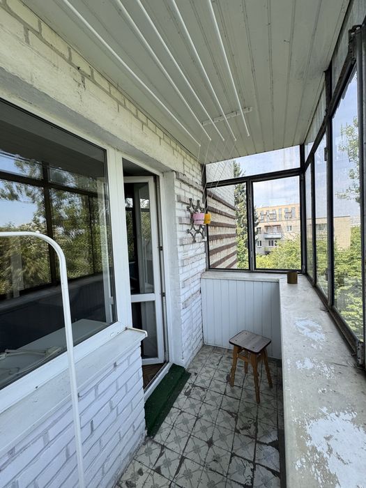 Продаж 2 кімнатної квартири по вул. В. Великого 5