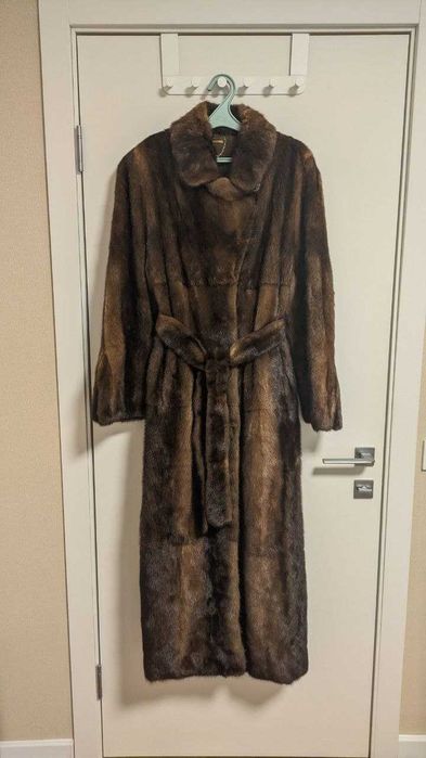 Норкова шуба, довга, розмір L, Київ
