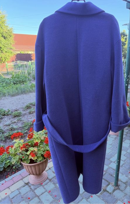 Продам  модное КАШЕМИРОВОЕ ПАЛЬТО почти новое