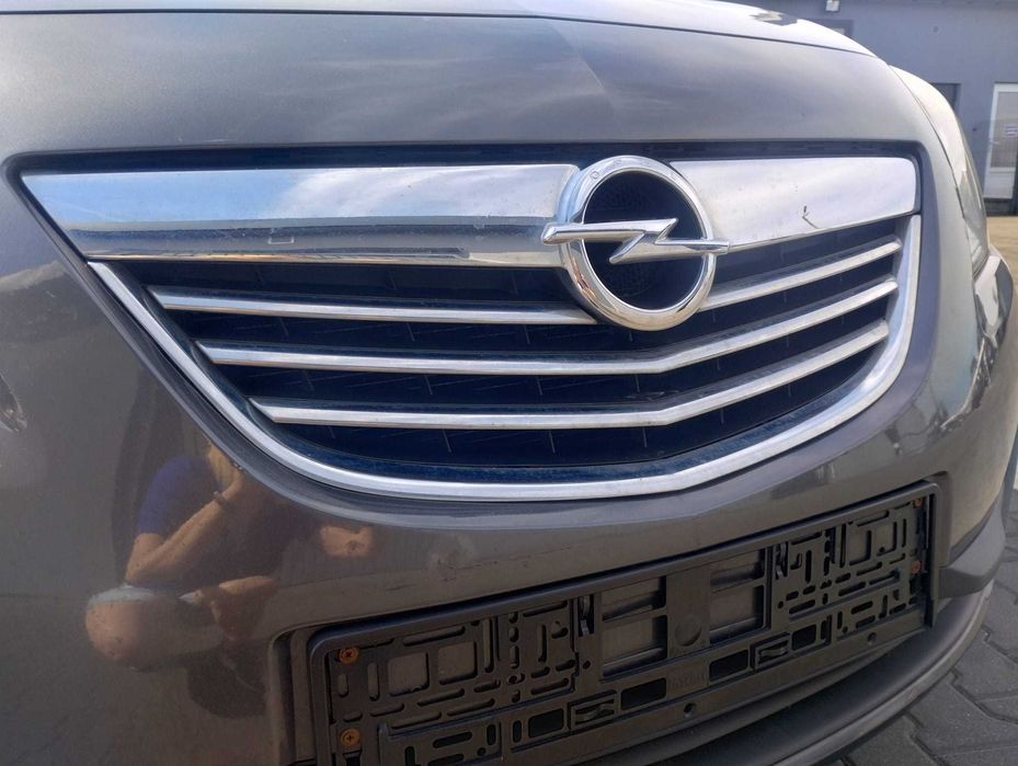 atrapa grill Opel Meriva B 10-14r., części