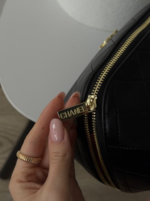 Косметичка жіноча