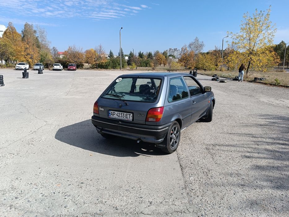 Ford Fiesta mk3 1990г