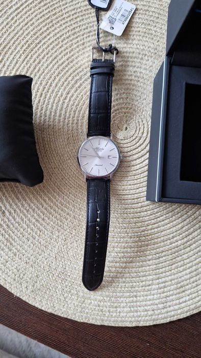 Zegarek Atlantic z limitowanym logiem Kompanii piwowarskiej .