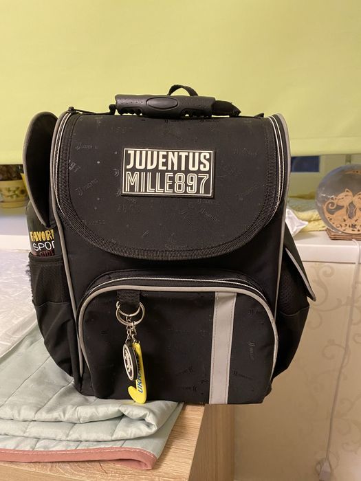 Рюкзак Kite Education FC Juventus каркасний 960 г