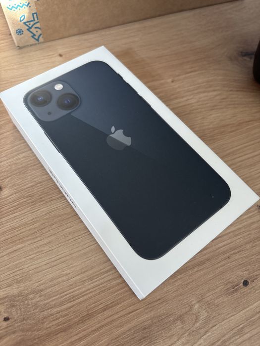 iPhone 13 Mini - Potęga w Kompaktowym Wydaniu - Nowa Bateria 95%