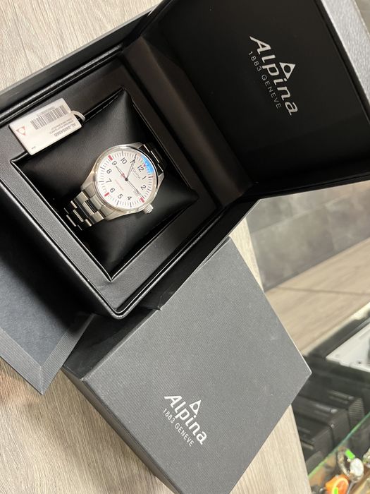 Piękna Alpina Startimer Pilot AL-240S4S6B od Halogsm