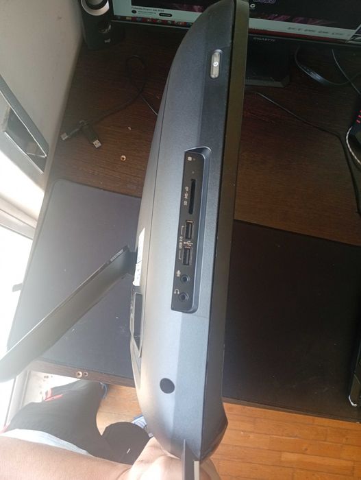 HP All in one PENTIUM + 6GB RAM + SSD