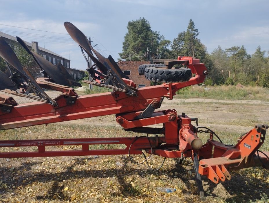 Плуг Grégoire Besson SPSL B9 2013p