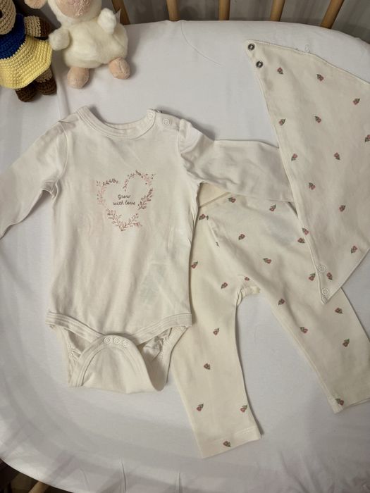 Комтюмчик на дівчинку