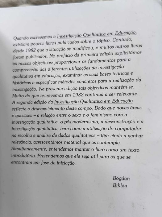 Investigação Qualitativa em Educação
Introdução à Teoria e aos Métodos