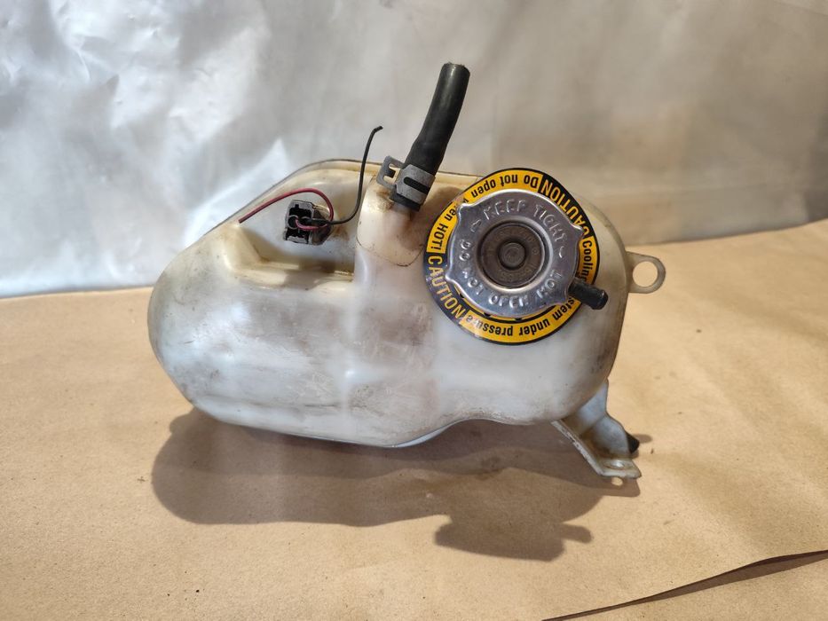 Розширітельний бачок Jeep Grand Cherokee  3.1 d . 1999-2005p