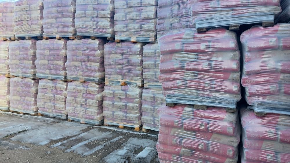 Цемент оптом  пісок щебень відсів мачка шутер чорнозем суміш торф