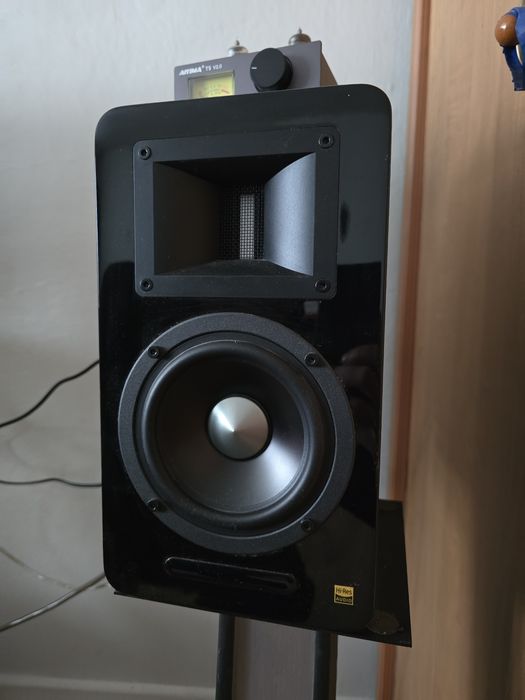 Edifer Airpulse A100 zestaw fabryczny, stan bardzo dobry.