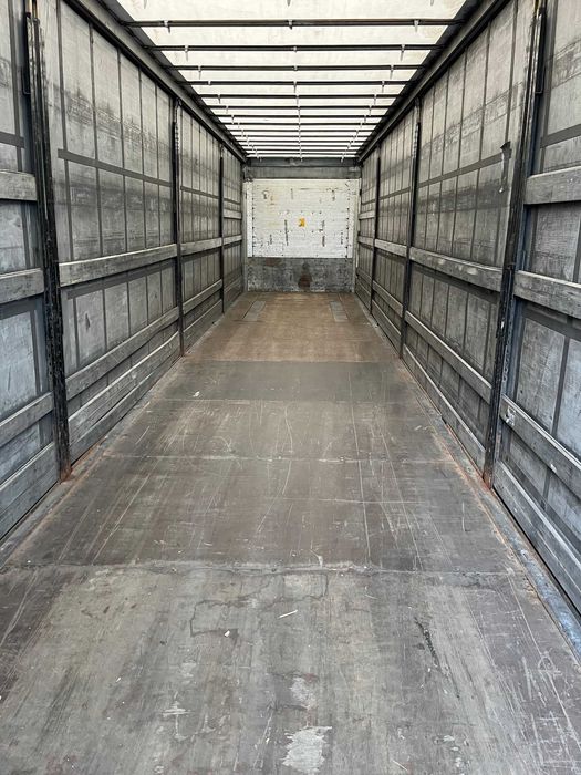 Schmitz CargobullS01.Podnoszona oś