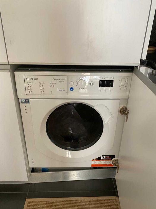 T1 Junto ao Hospital de São João