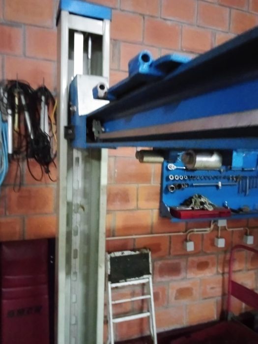 Elevador automóvel64752322586626121