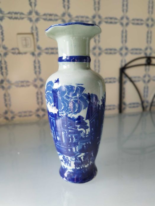 Jarra azul porcelana