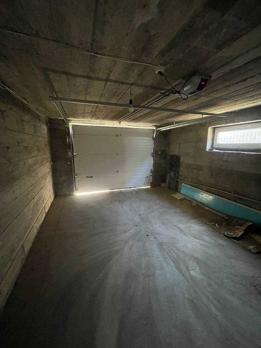 Затишний  будинок чекає нових власників!