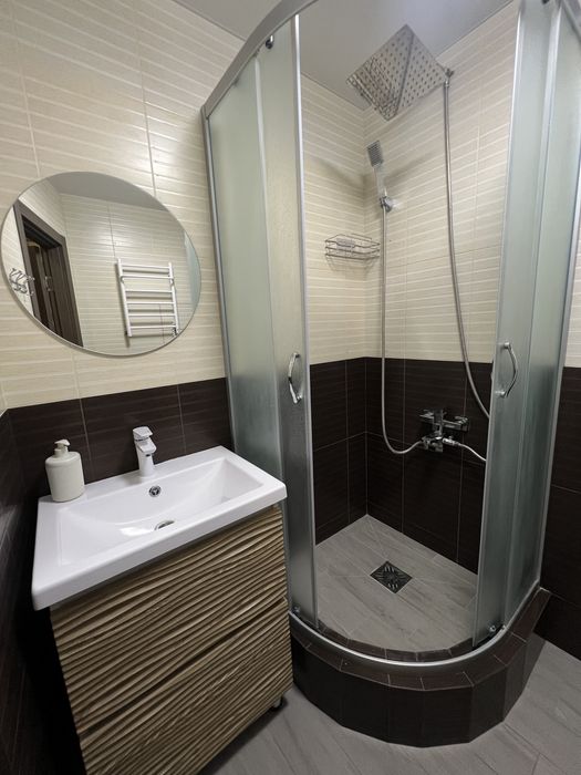 Квартира подобово в центрі міста з євроремонтом