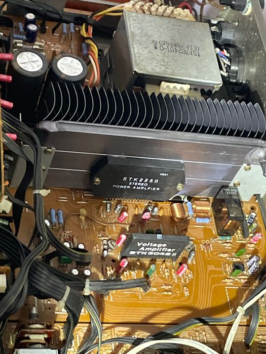 Marantz PM520 DC Amplifier64738417515265124