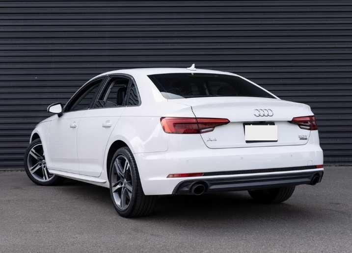 Audi A4 2.0T quattro 2017