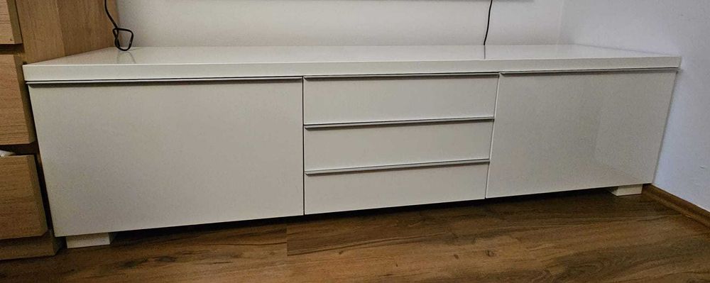 Duża szafka pod TV Ikea BESTA BURS_