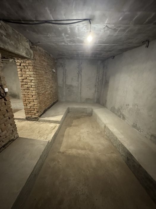 Аренда цокольного помещения, Проспект Почтовый, фасад, 224 м2