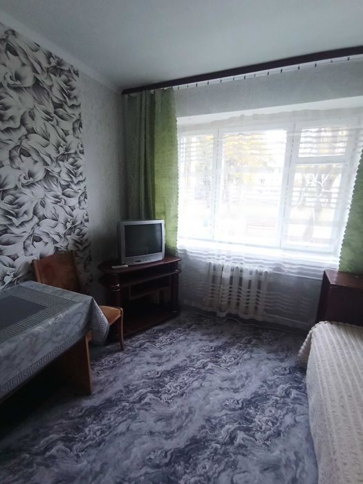 Продам гостинку  на ХТЗ