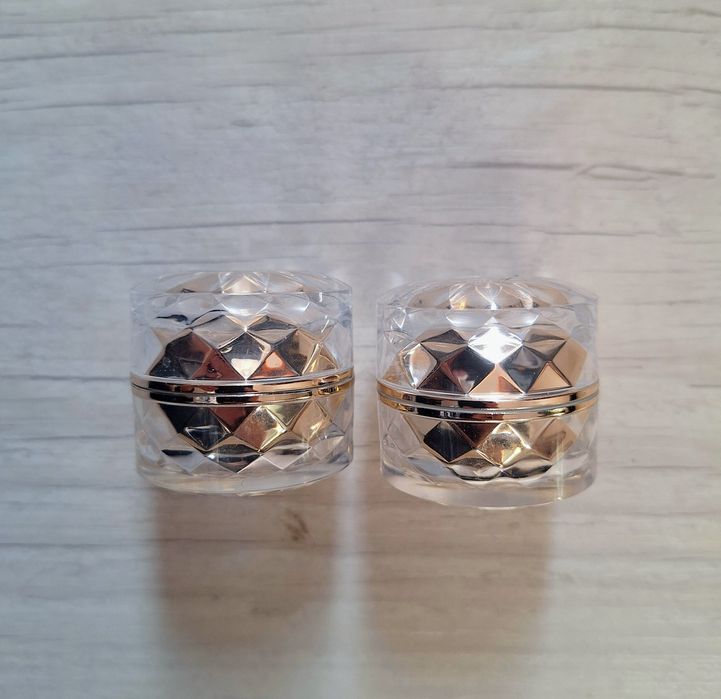 Pojemniczki na krem turystyczne