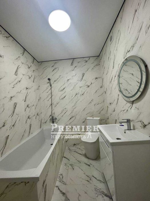 Шок цена! Квартира с современным ремонтом и большой лоджией