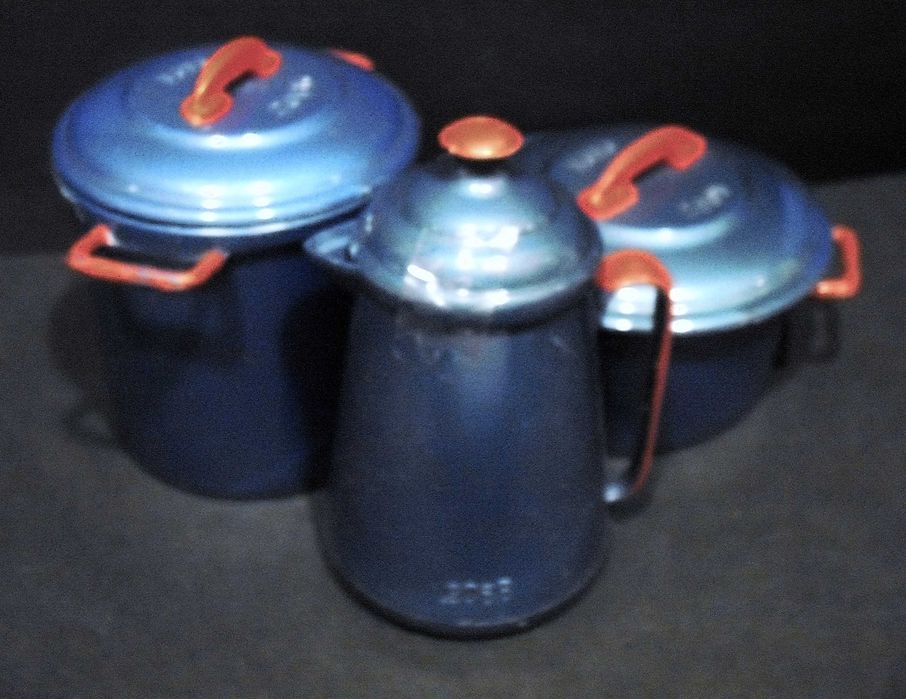 Conjunto antigo de panelas da PEPE
