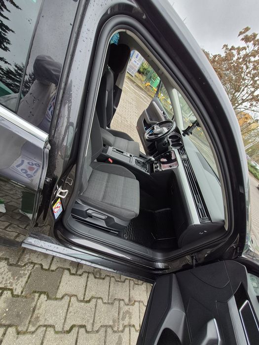 PASSAT B8,2.0 Biznes,190km,automat,led,common rail.