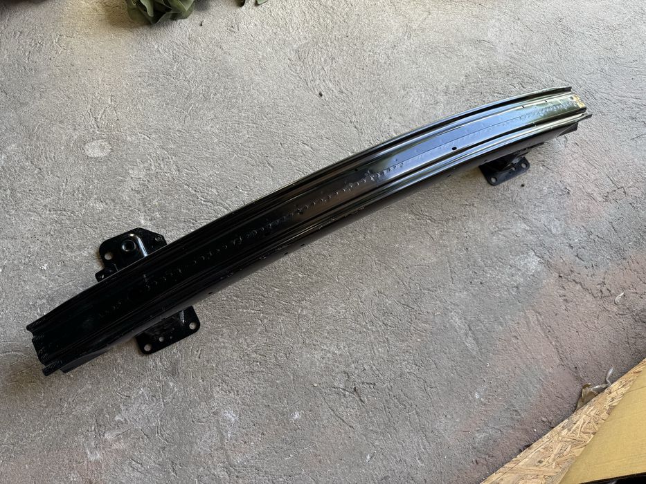 Усилитель бампера Model S підсилювач модел с