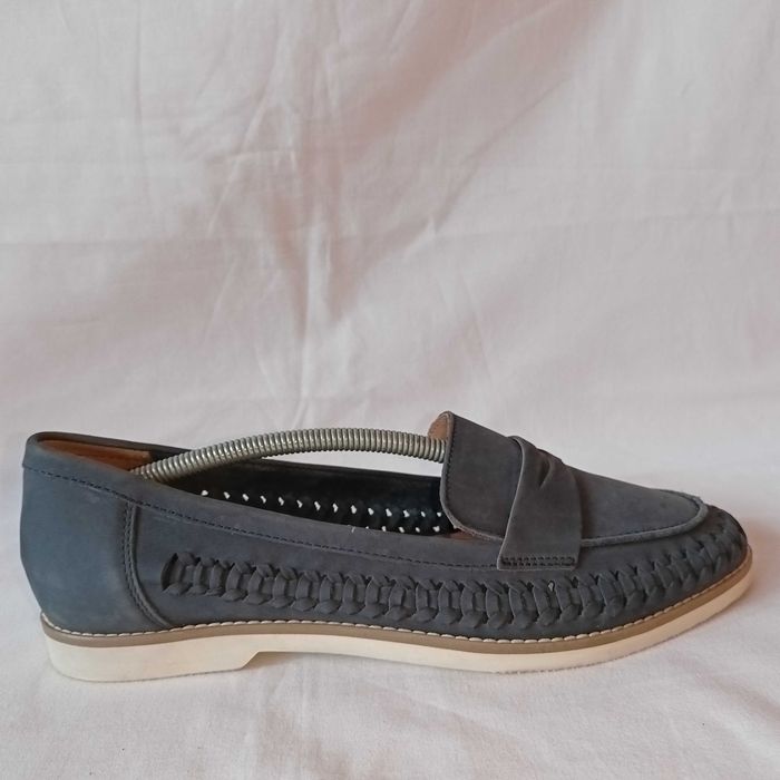 Marks  & Spencer roz. 42 - dł. wkł. 27 cm- skóra- nowe