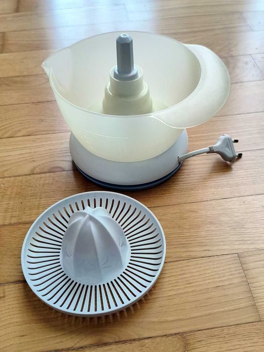 Elektryczna wyciskarka do cytrusów Philips HR2737 + gratis waga mechaniczna 3kg