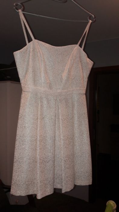 Śliczna Nowa sukienka