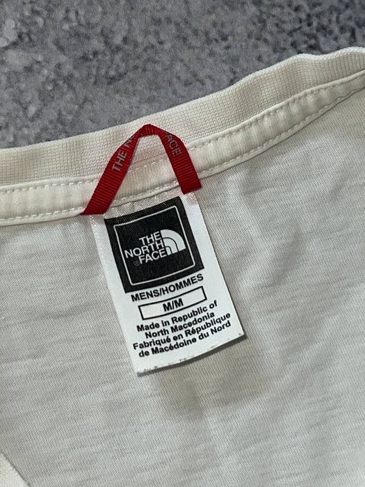 Футболка The North Face