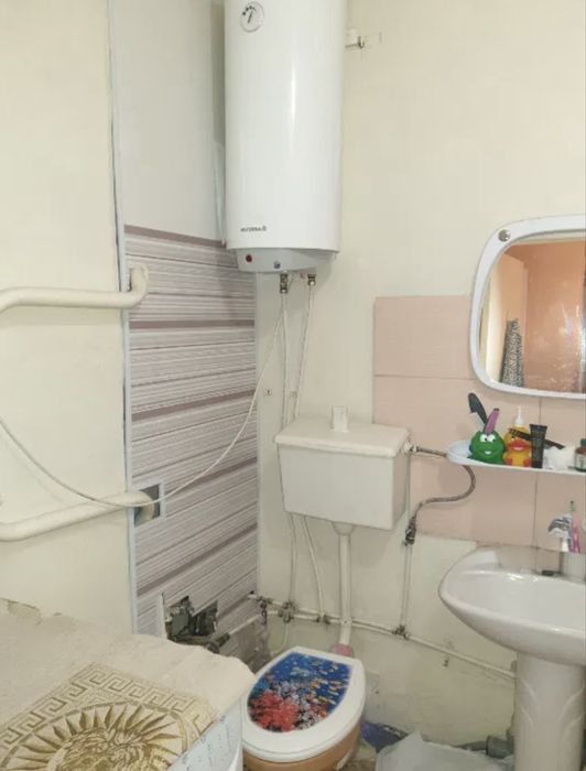 Продам 1 ком квартиру на Тополе!