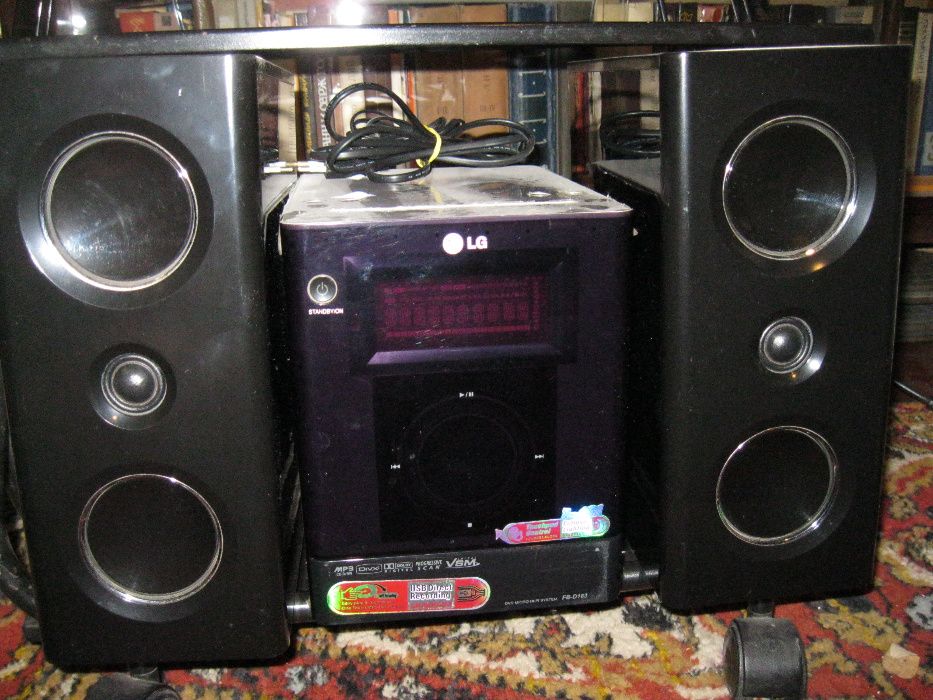 DVD микро HiFi система LG модель № FB-D163X