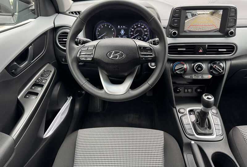 Hyundai Kona SEL