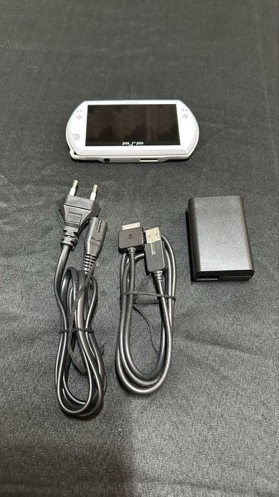 PSP Go Branca (Como nova)