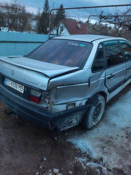 Pasat b3 після ДТП  ЦІНА ДОГОВІРНА