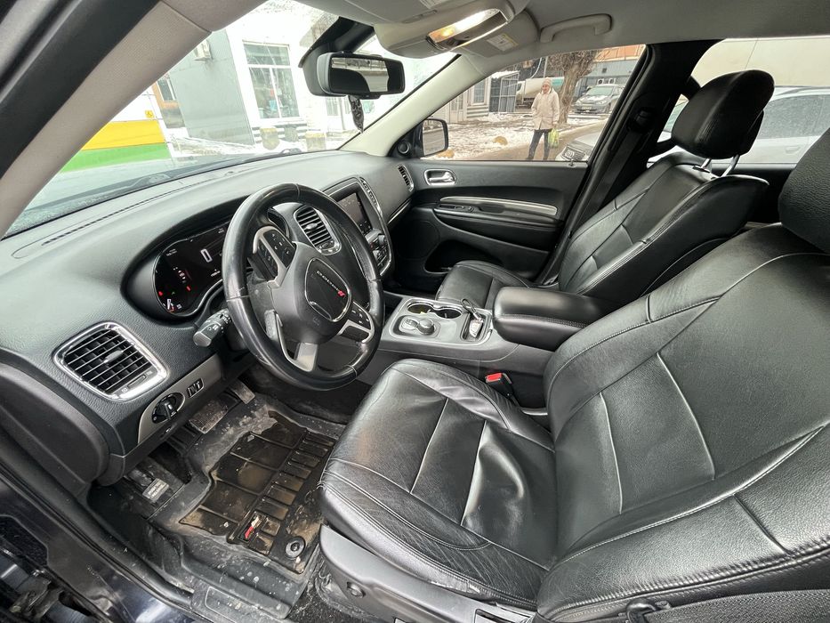 Продам dodge Дюранго 2015г.3,6 газ/бенз