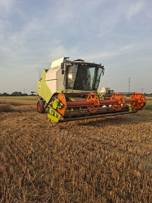 Claas tucano 320